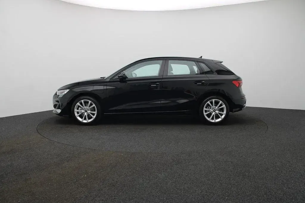 Neu Audi A3 Advanced 204 PS (150 kW) 2026 Brillantschwarz Limousine
