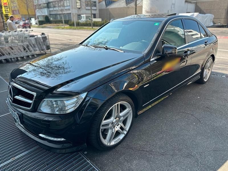 Gebraucht Mercedes C300 253 PS (186 kW) 2010 Schwarz Limousine