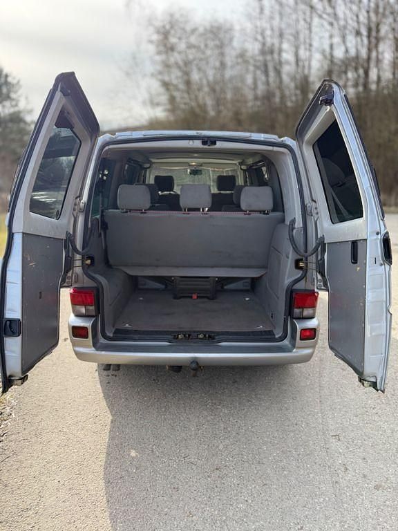Gebraucht VW T4 102 PS (75 kW) 1999 Silber Van