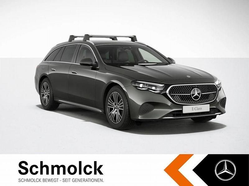 Gebraucht Mercedes E220 Avantgarde 197 PS (144 kW) 2024 Grau Limousine