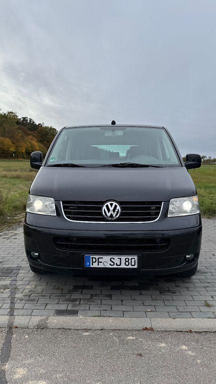 Schwarz Gebraucht 2007 VW T5 Highline Van | 12.500 € (Superpreis) - Bild 1/4
