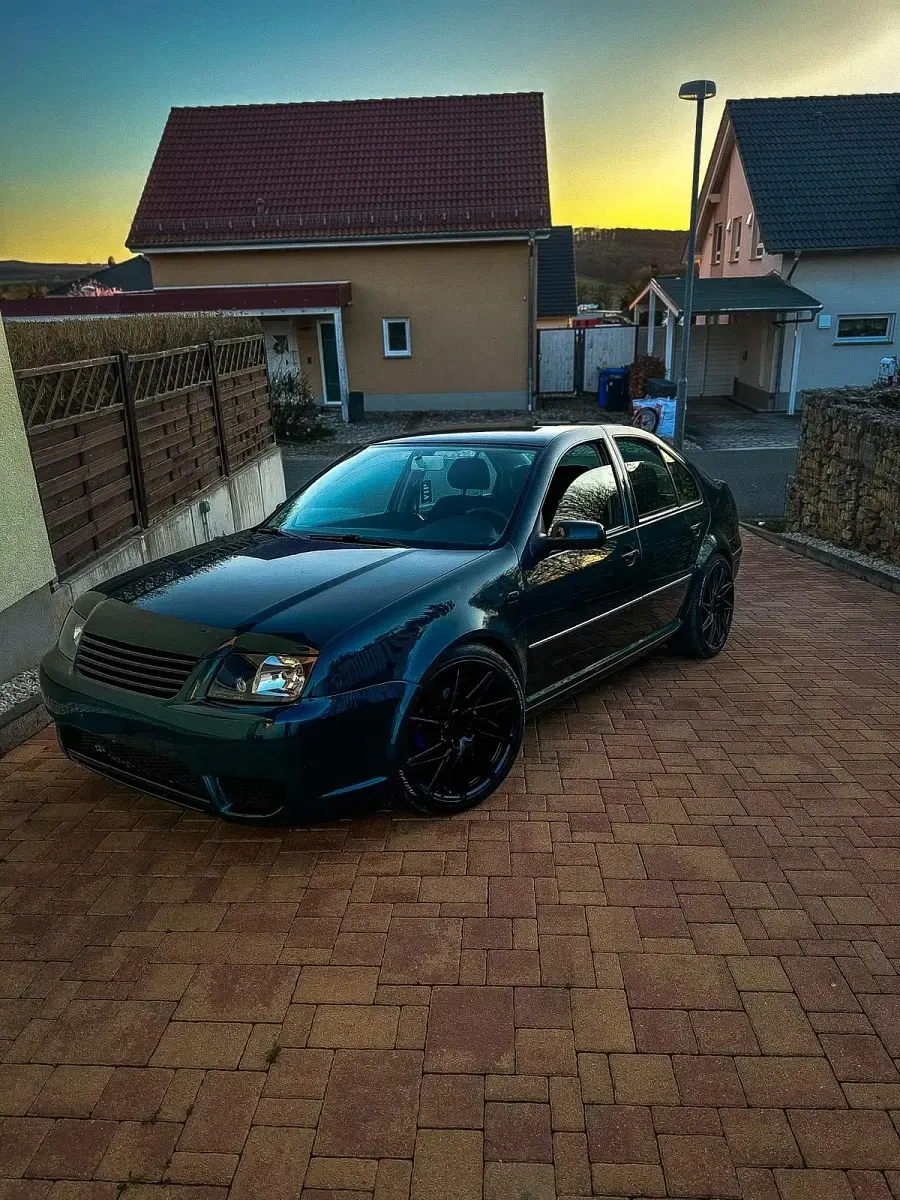 Gebraucht VW Bora 105 PS (77 kW) 2002 Grün Limousine