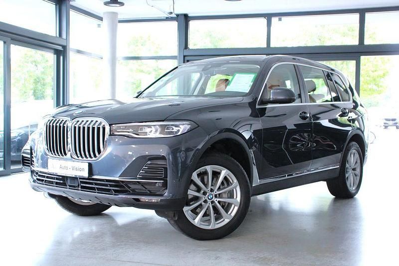 Grau Gebraucht 2022 BMW X7 Sport Line SUV | 57.700 € - Bild 1/4