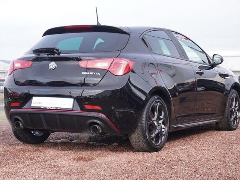 Gebraucht Alfa Romeo Giulietta Veloce 241 PS (177 kW) 2016 Schwarz Kleinwagen