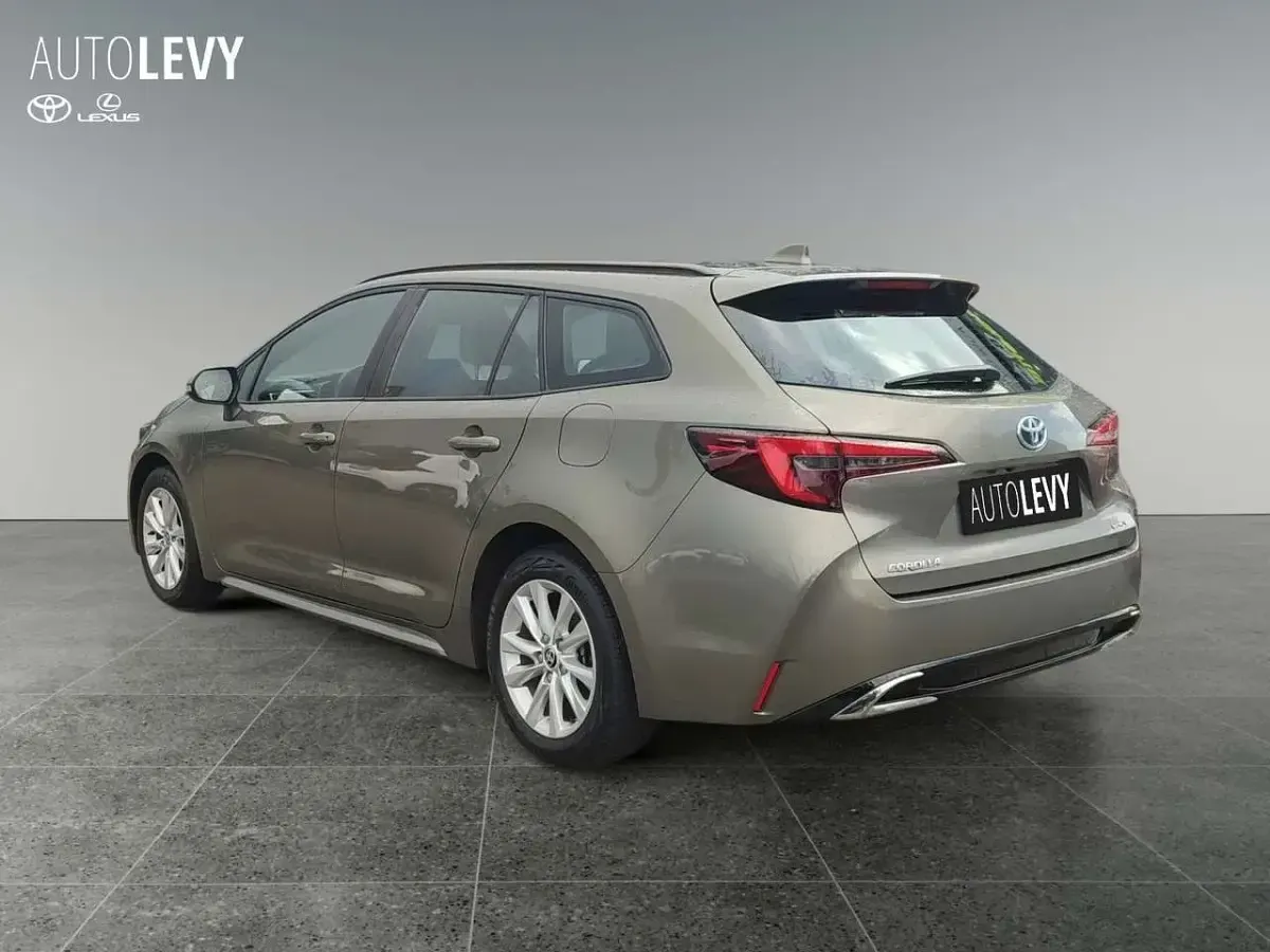 Brugt Toyota Corolla Active 140 HK (102 kW) 2024 Brun Stationcar