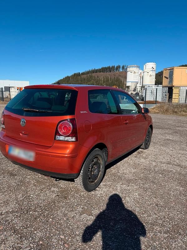 Gebraucht VW Polo 65 PS (47 kW) 2007 Orange Kleinwagen