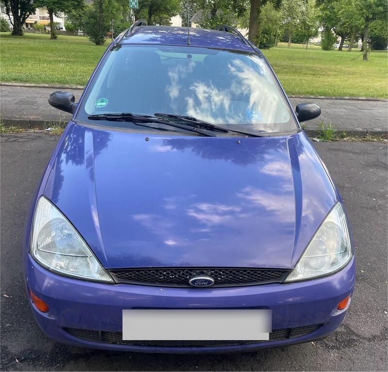 Blau Gebraucht 2000 Ford Focus Kombi | 700 € (Superpreis) - Bild 1/4