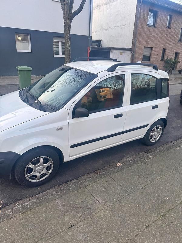 Gebraucht Fiat Panda 64 PS (47 kW) 2009 Weiß Kleinwagen