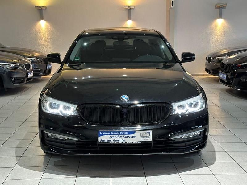 Gebraucht BMW 520 Sport Line 184 PS (135 kW) 2018 Schwarz Limousine