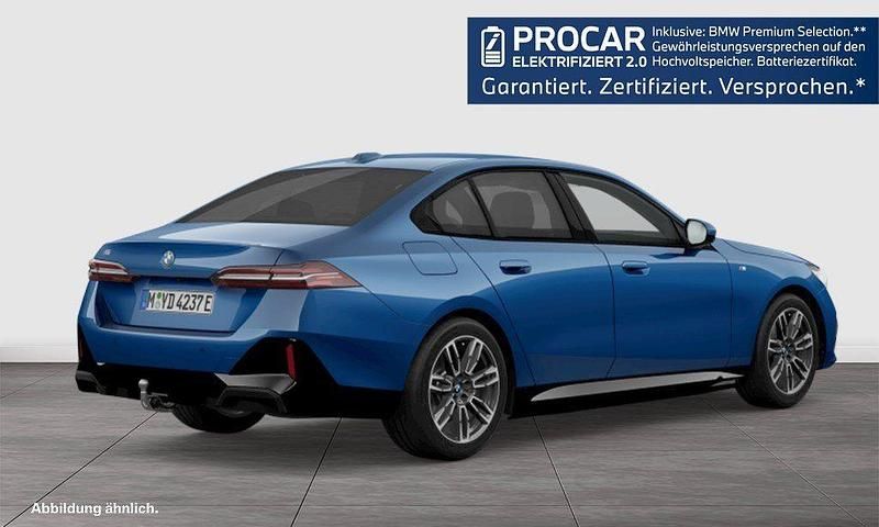 Gebraucht BMW i5 M Sport 250 kW (340 PS) 2025 Blau Limousine