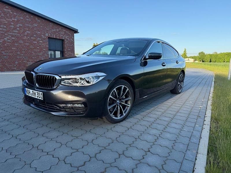Grau Gebraucht 2018 BMW 630 Executive Coupé | 22.990 € (Superpreis) - Bild 1/4