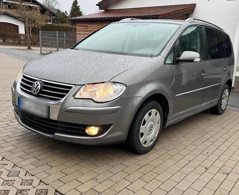 Gebraucht VW Touran 140 PS (102 kW) 2007 Grau Van / Kleinbus