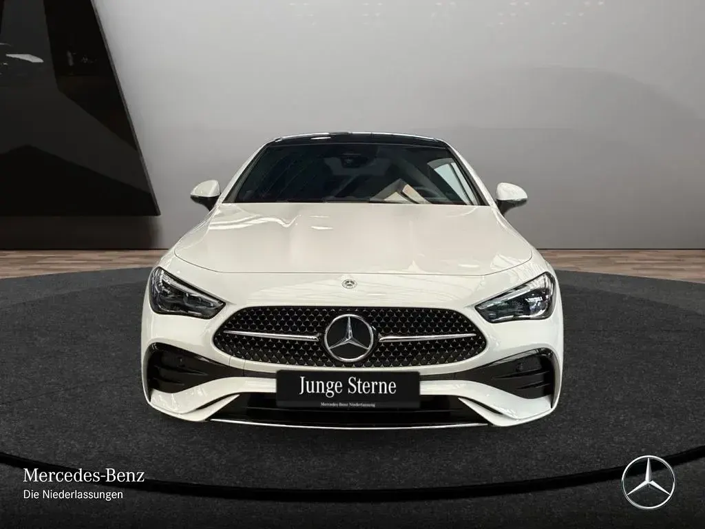 Gebraucht Mercedes CLE200 Advanced Plus 204 PS (150 kW) 2025 Weiß Coupé