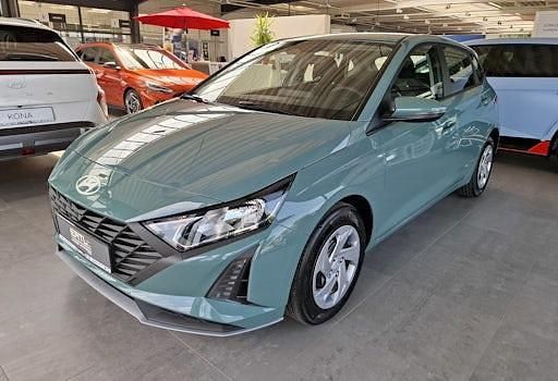 Neu Hyundai i20 Select 79 PS (58 kW) 2025 Grün Limousine