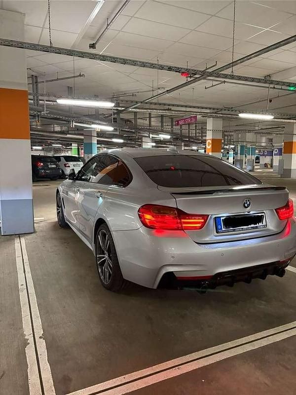 Silber Gebraucht 2015 BMW 435 Gran Coupé M Sport Coupé | 24.900 € (Fairer Preis) - Bild 1/2