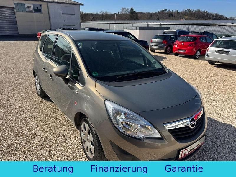 Gebraucht Opel Meriva Edition 120 PS (88 kW) 2010 Van / Kleinbus