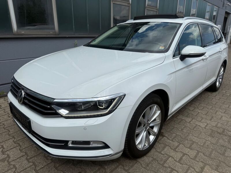 Weiß Gebraucht 2017 VW Passat Highline Kombi | 12.790 € (Superpreis) - Bild 1/4