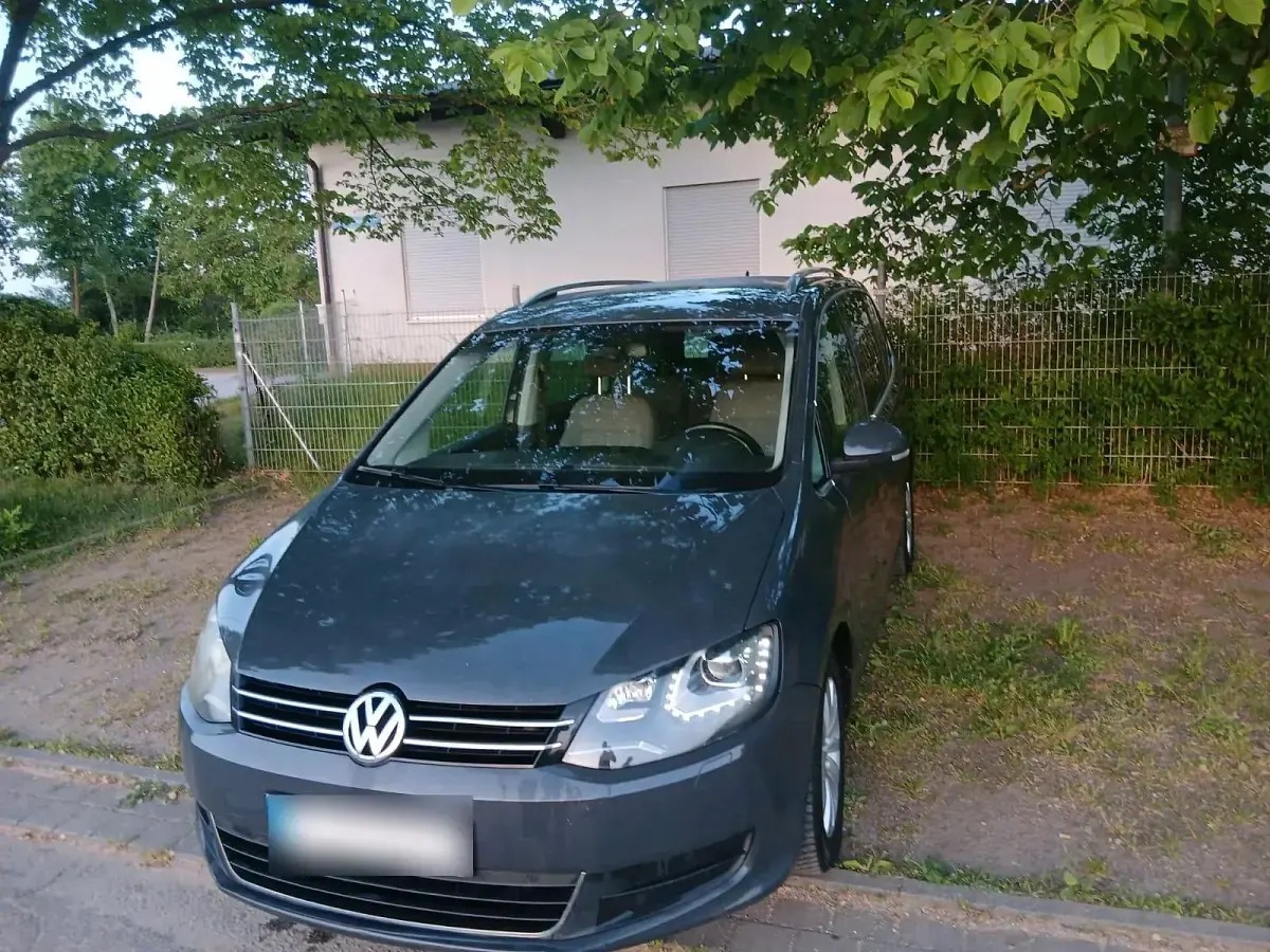 Gebraucht VW Sharan 150 PS (110 kW) 2011 Andere farben Van / Kleinbus