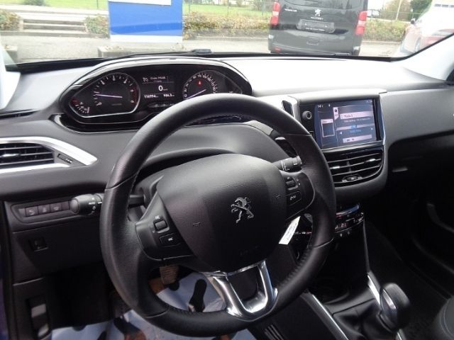 Gebraucht Peugeot 208 Allure 92 PS (67 kW) 2012 Blau Kleinwagen