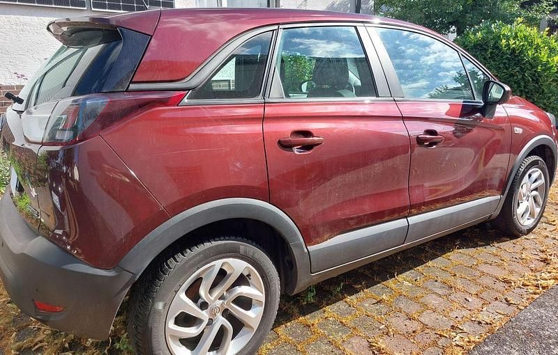Gebraucht Opel Crossland X Edition 110 PS (80 kW) 2017 Rot SUV