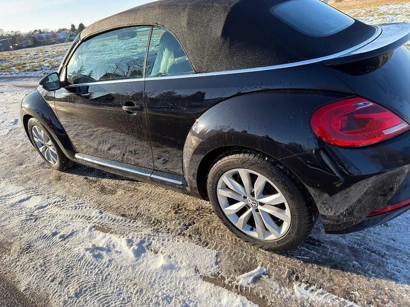 Gebraucht VW Beetle 105 PS (77 kW) 2013 Schwarz Kleinwagen