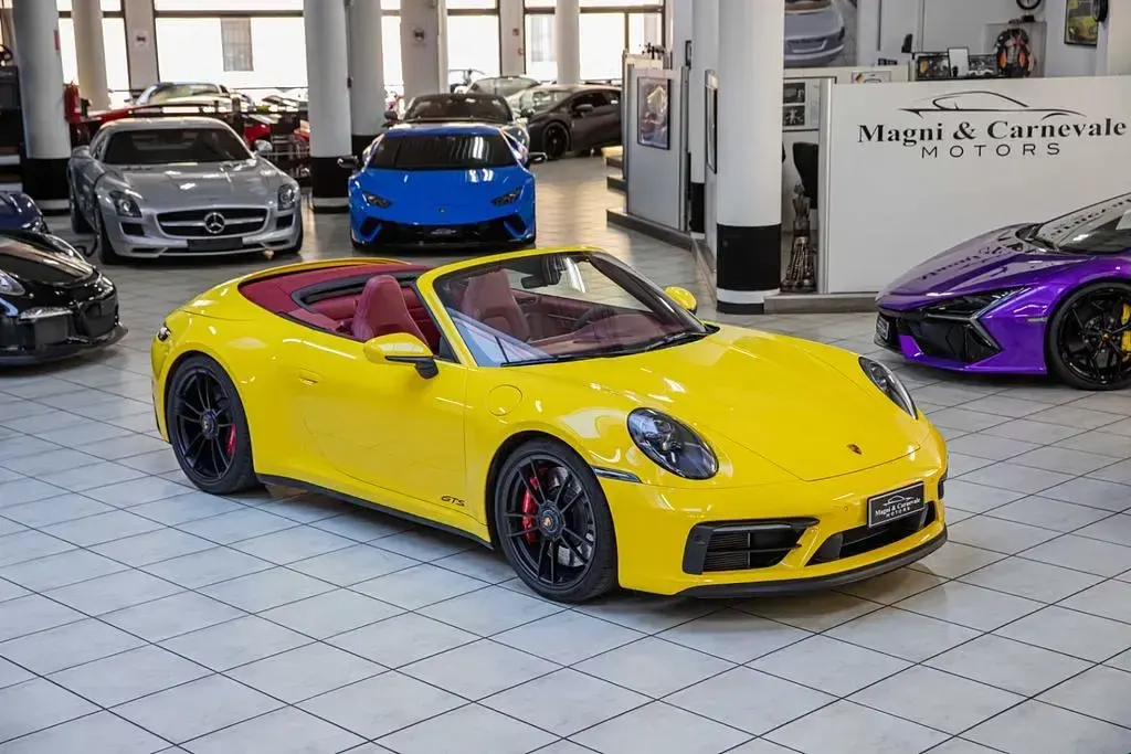 Gebraucht Porsche 911 Carrera 4 Cabriolet 480 PS (353 kW) 2021 Gelb Cabrio