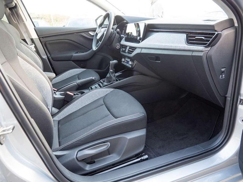 Gebraucht Skoda Scala Drive 116 PS (85 kW) 2024 Silber met. Kleinwagen