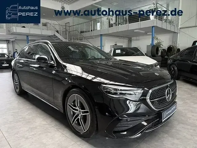 Gebraucht Mercedes E220 AMG 197 PS (144 kW) 2024 Kombi
