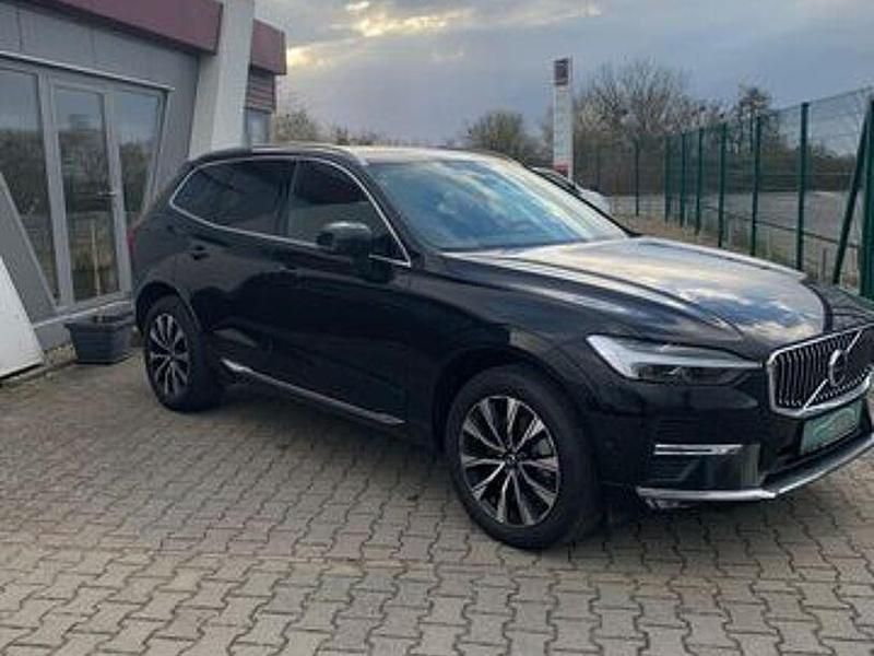 Gebraucht Volvo XC60 Plus 197 PS (144 kW) 2022 Andere SUV