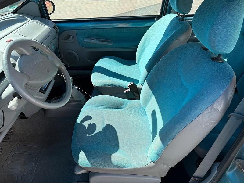 Usata Renault Twingo 60 CV (44 kW) 2004 Blu Utilitaria