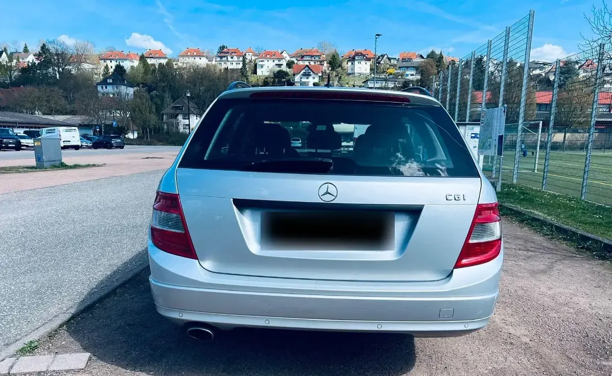 Gebraucht Mercedes C200 184 PS (135 kW) 2010 Silber Kombi