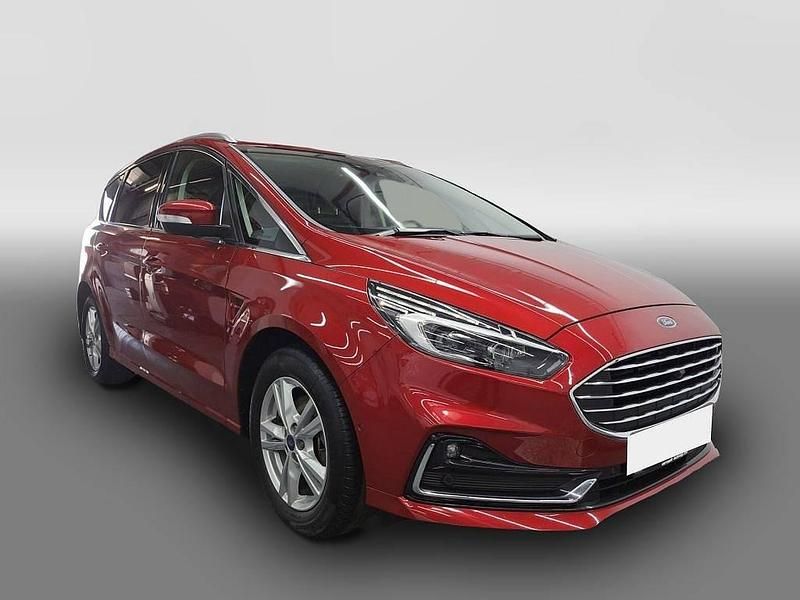 Gebraucht Ford S-MAX Titanium 190 PS (139 kW) 2022 Rot Van / Kleinbus
