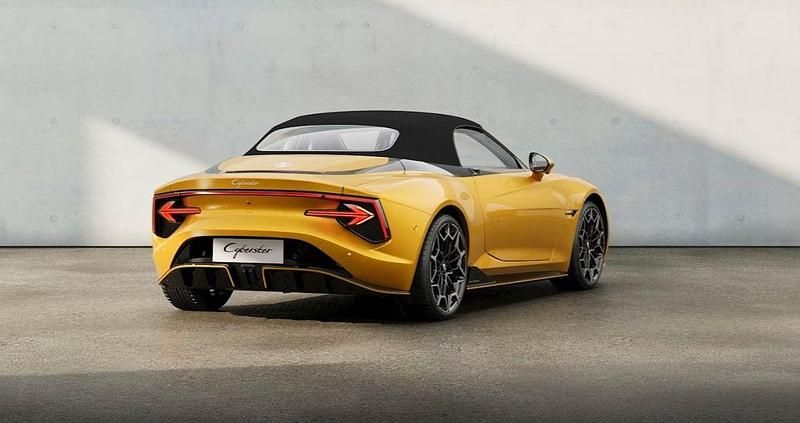 Neu MG Cyberster 250 kW (340 PS) 2025 Gelb (inca yellow) Cabrio