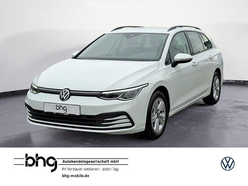 Weiss Gebraucht 2022 VW Golf VIII | 20.930 € (Fairer Preis) - Bild 1/4