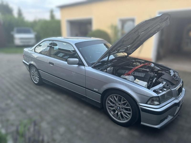 Gebraucht BMW 323 170 PS (125 kW) 1997 Silber Coupé