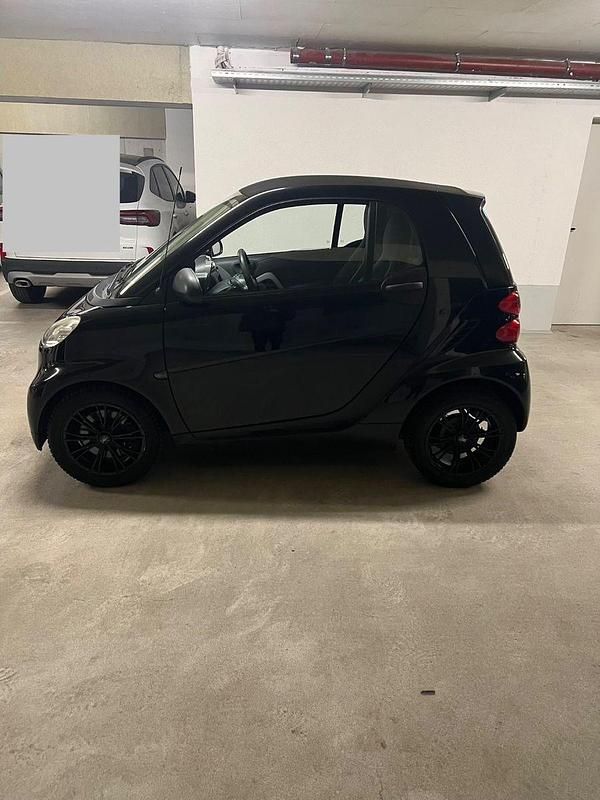 Gebraucht Smart ForTwo Coupé 61 PS (44 kW) 2008 Schwarz Coupé