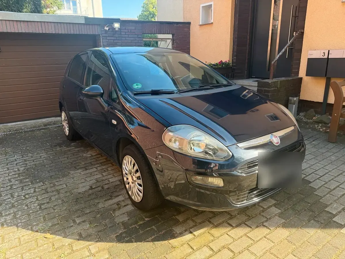 Gebraucht Fiat Punto Evo 69 PS (50 kW) 2011 Blau Kleinwagen