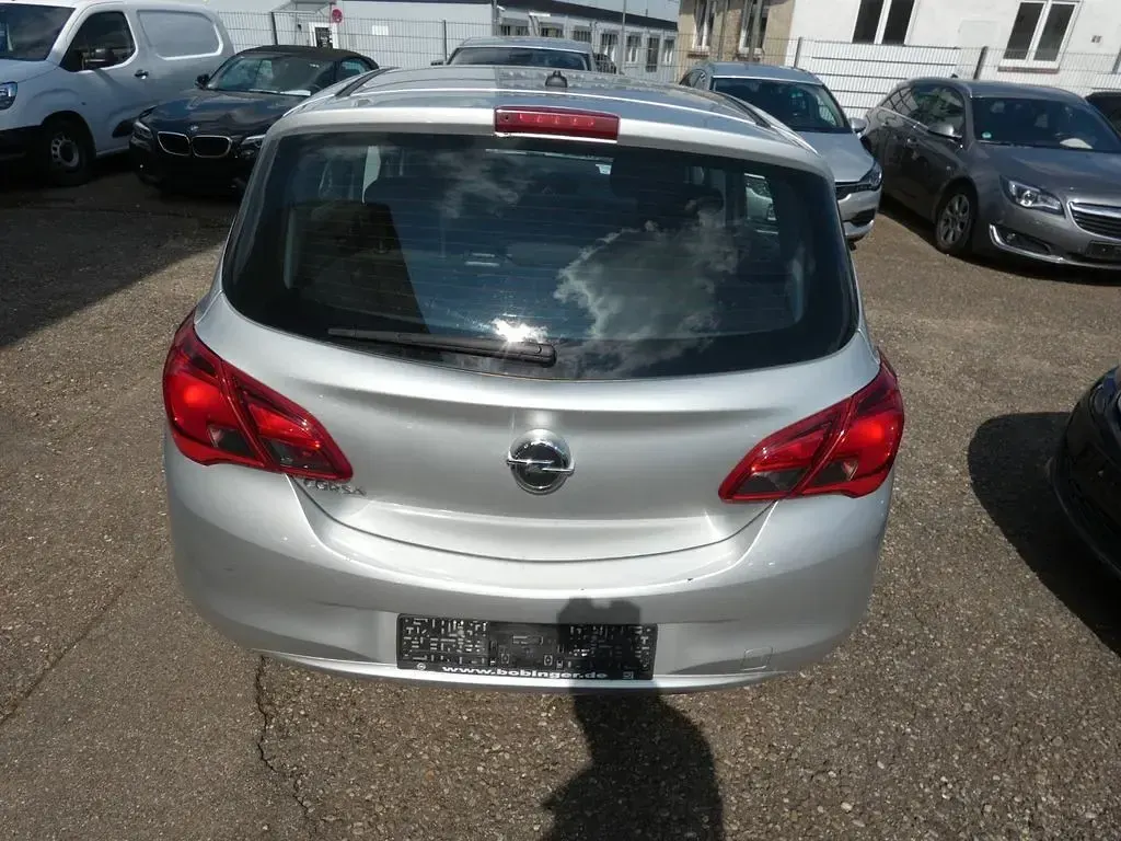 Gebraucht Opel Corsa Edition 90 PS (66 kW) 2018 Argon silber/ice silver (m2) Kleinwagen