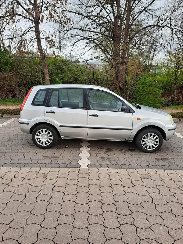 Gebraucht Ford Fusion 80 PS (58 kW) 2005 Silber Kleinwagen