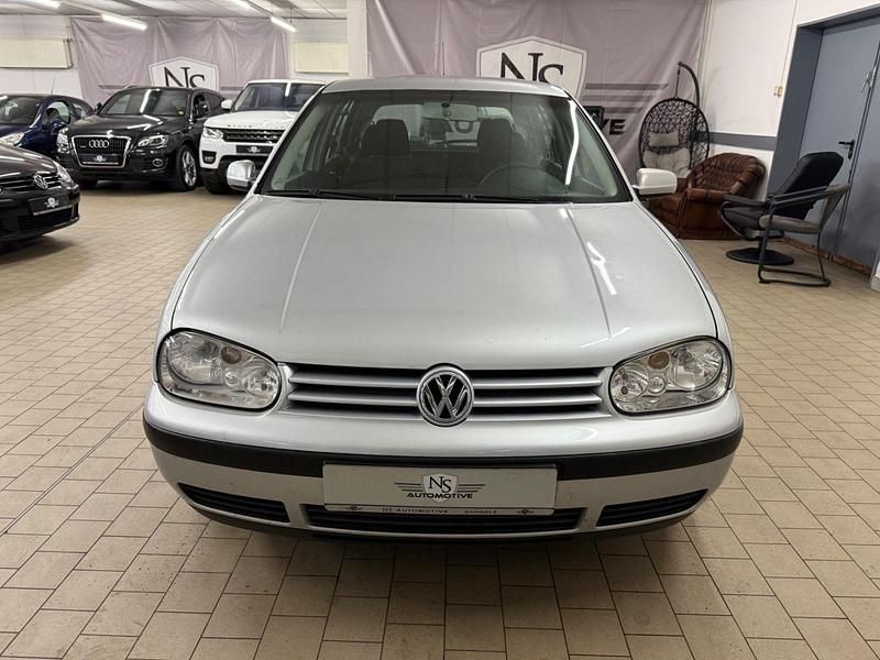 Gebraucht VW Golf IV Edition 101 PS (74 kW) 2003 Silber Limousine