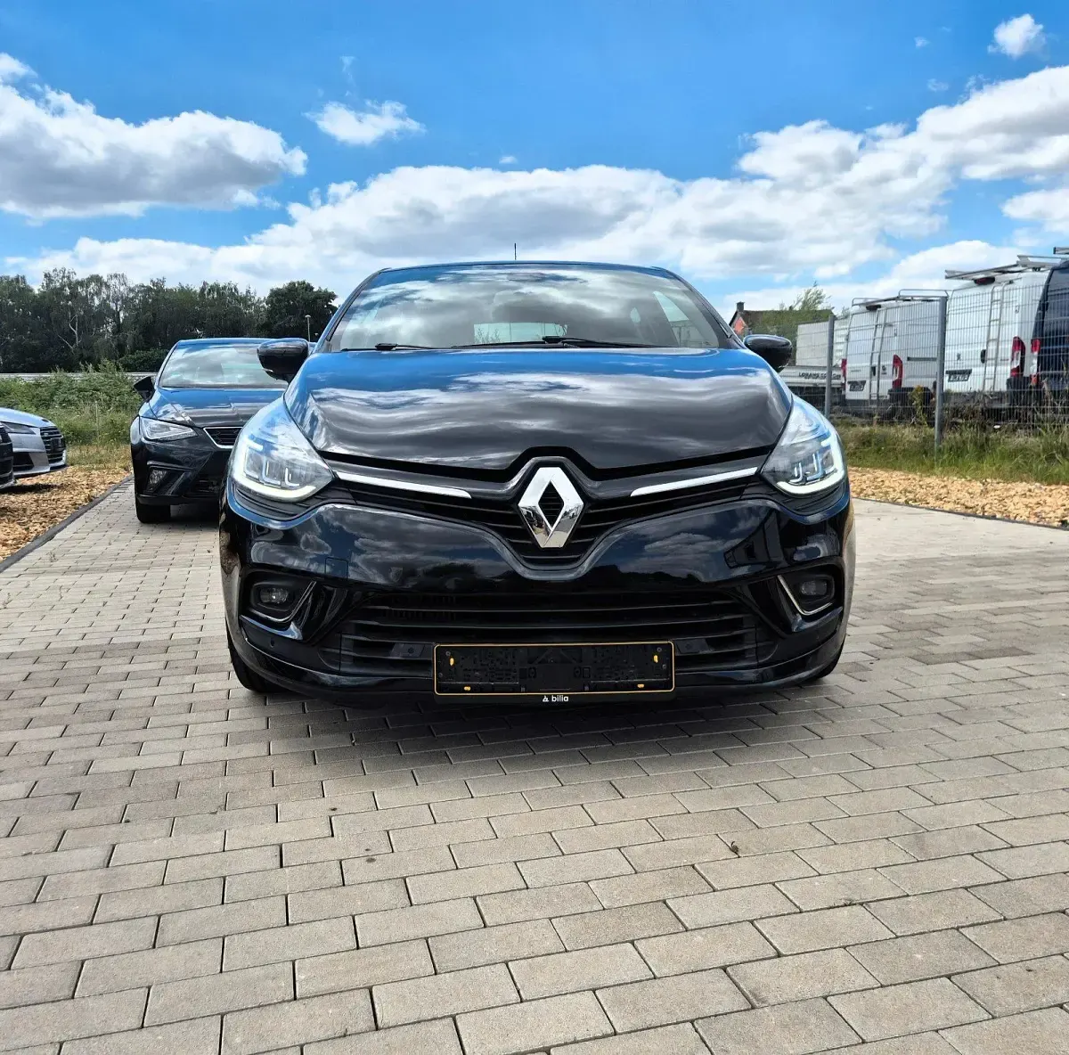Gebraucht Renault Clio IV Intens 118 PS (86 kW) 2017 Schwarz Kleinwagen