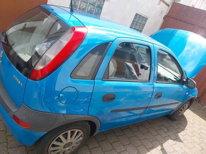 Blau Gebraucht 2003 Opel Corsa Kleinwagen | 1.700 € (Etwas zu teuer) - Bild 1/4