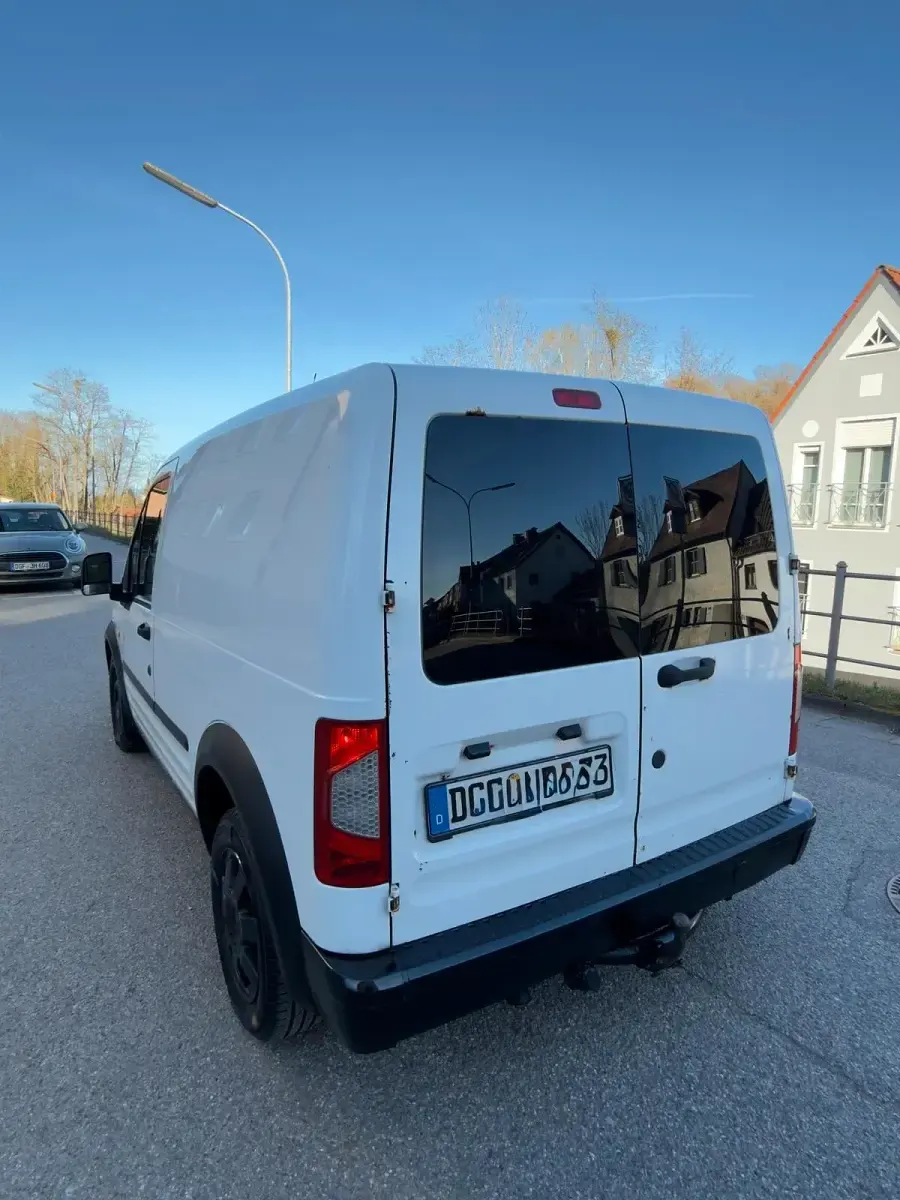Gebraucht Ford Focus 2011 Weiß Van / Kleinbus