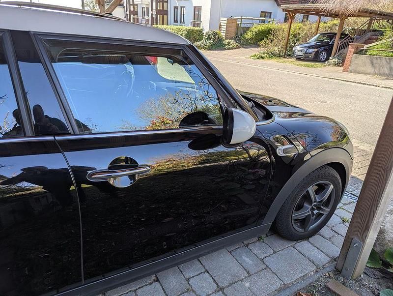 Second-hand Mini Cooper D 116 CP (85 kW) 2015 Negru Hatchback