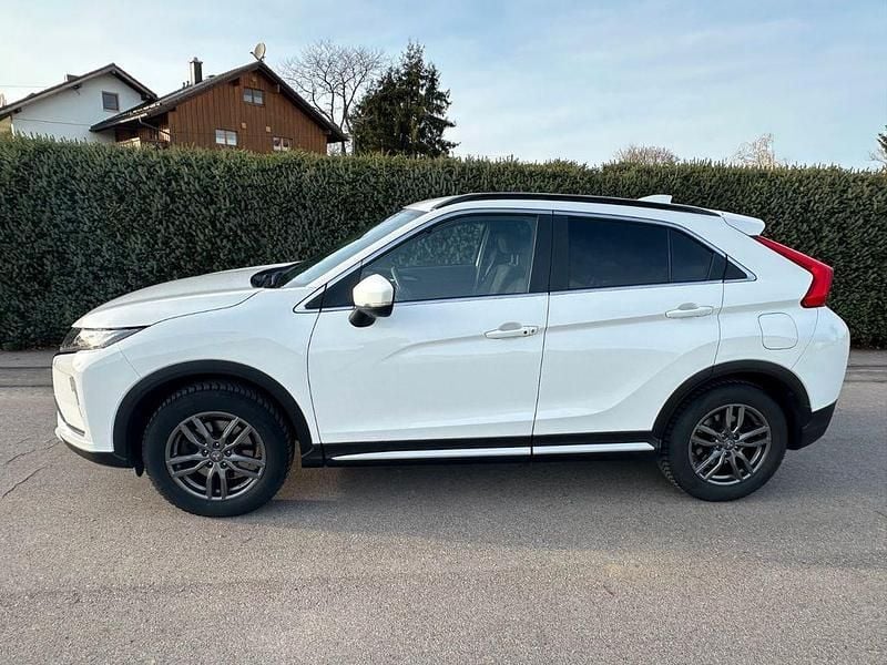 Weiß Gebraucht 2019 Mitsubishi Eclipse Cross Diamant Edition SUV | 16.850 € (Guter Preis) - Bild 1/4