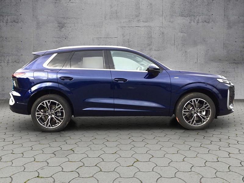 Gebraucht Audi Q3 Ambiente 272 PS (200 kW) 2025 Navarrablau metallic SUV