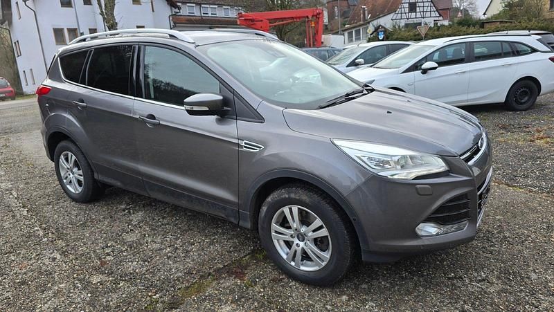 Gebraucht Ford Kuga 182 PS (133 kW) 2013 Grau SUV