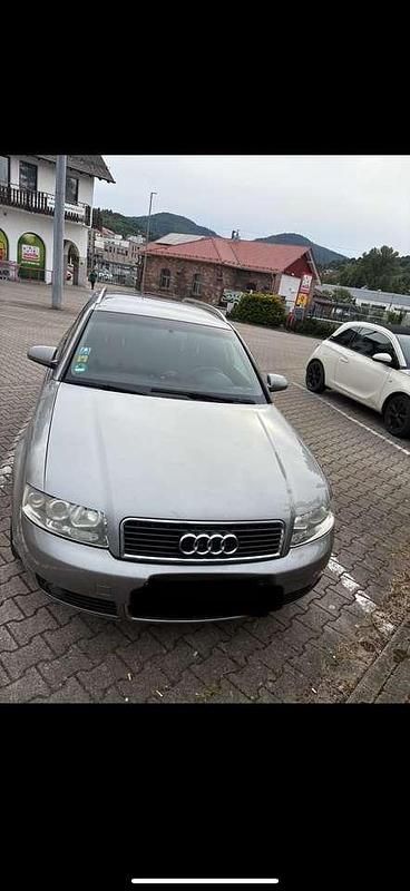 Gebraucht 2003 Audi A4 Kombi | 1.500 € (Guter Preis) - Bild 1/4