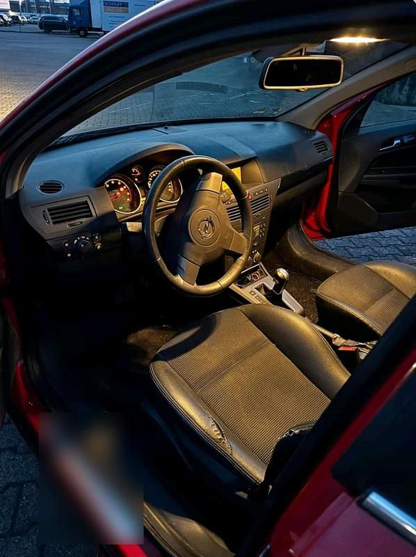 Gebraucht Opel Astra 125 PS (91 kW) 2007 Kombi