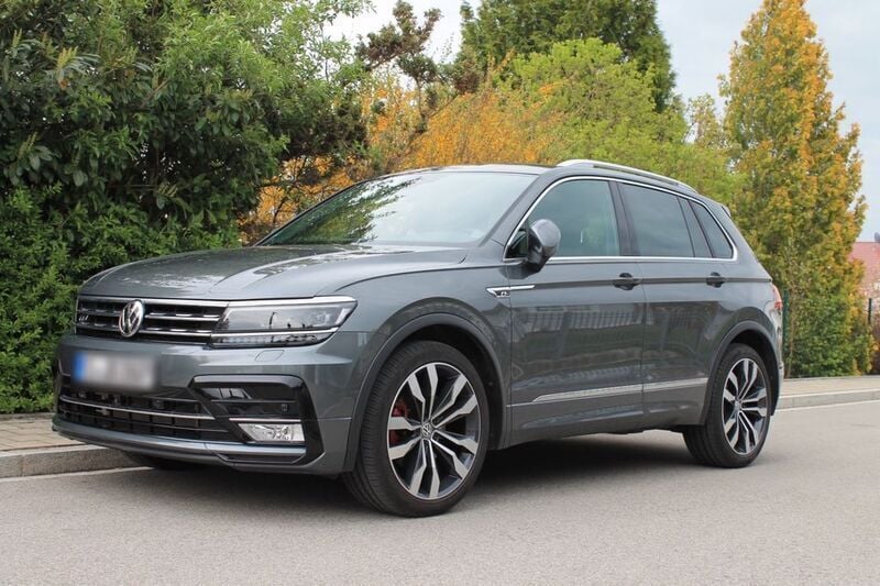 Grau Gebraucht 2017 VW Tiguan R-line SUV | 23.999 € (Superpreis) - Bild 1/4
